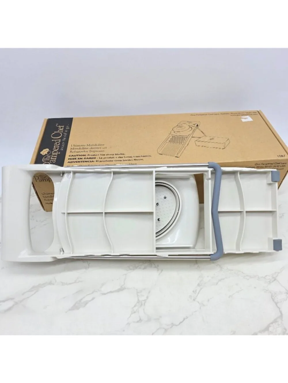 Pampered Chef Ultimate Mandoline 1087 Food Slicer Grater 4 Blades NEW in Box